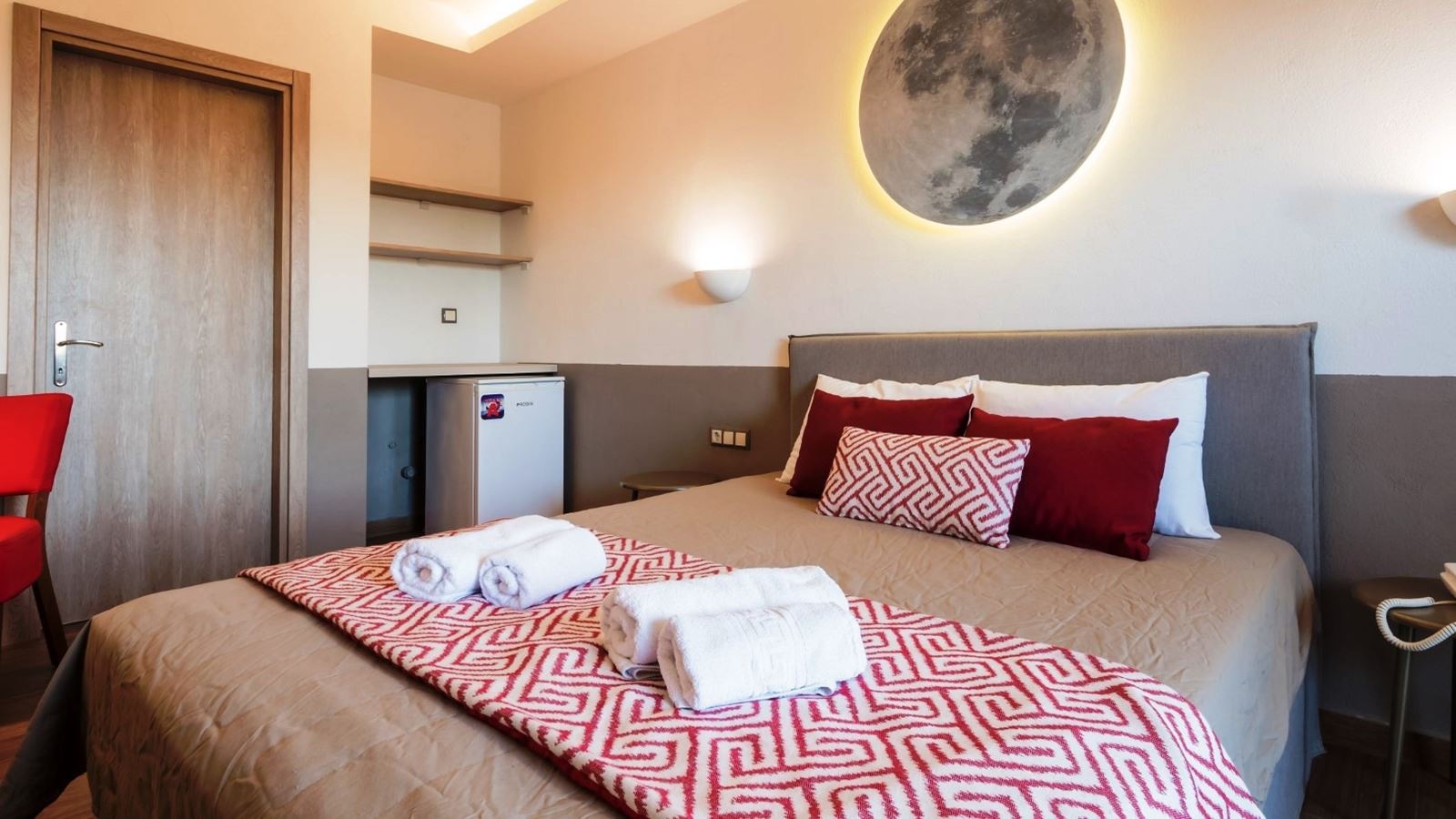 rooms-economy-studio-semibasement