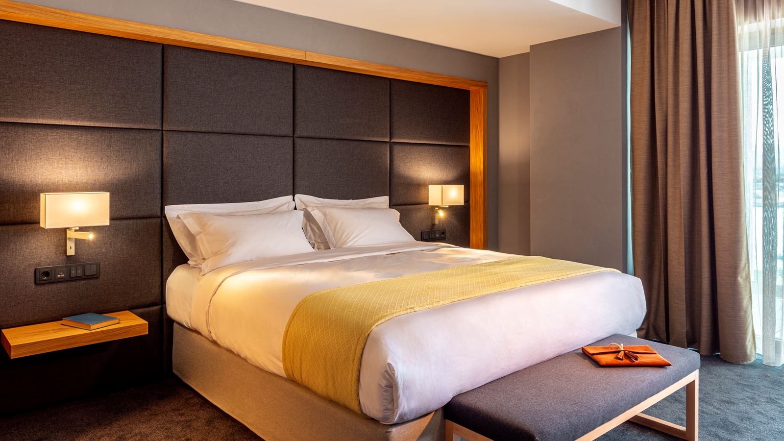 rooms-superior-room-sea-view