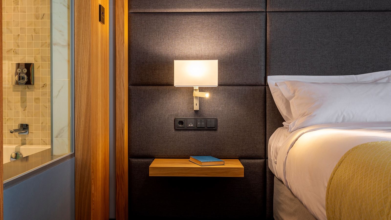 rooms-superior-room-sea-view