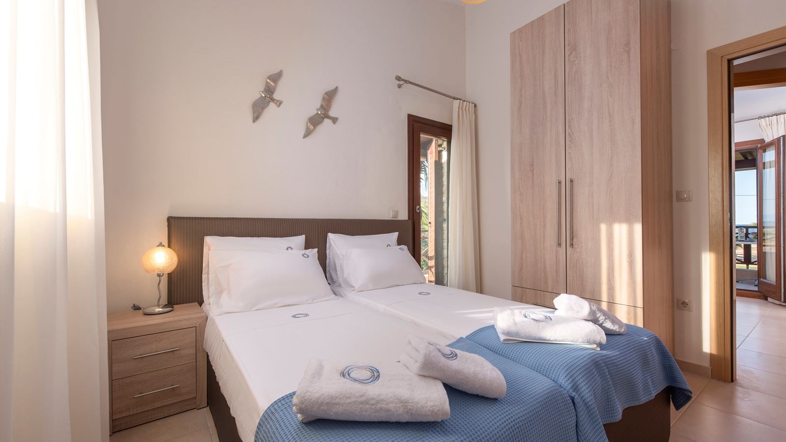 rooms-superior-villa-sea-view