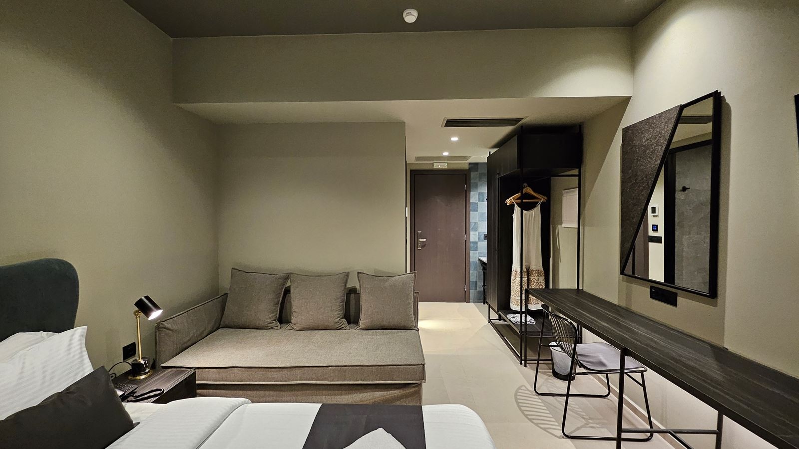 rooms-room-superior-single-use-balcony-or-terrace