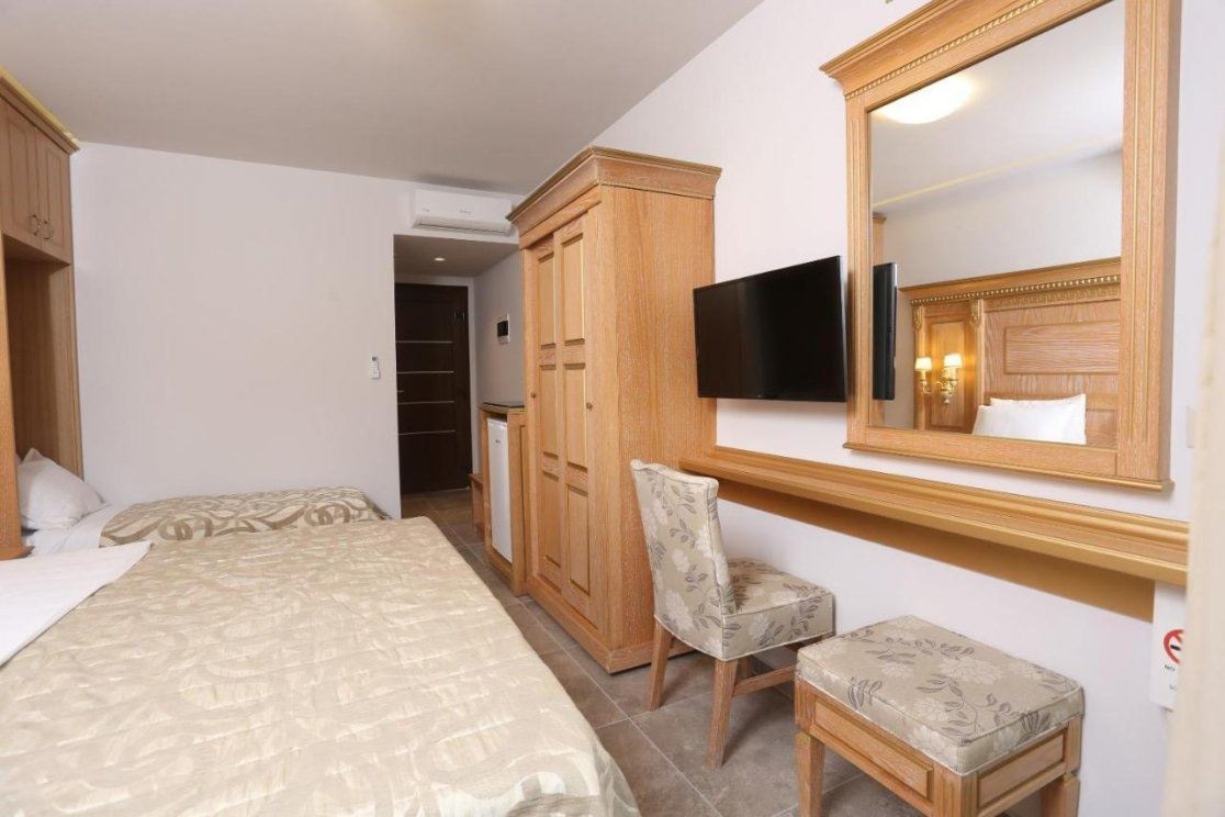 rooms-deluxe-double-room