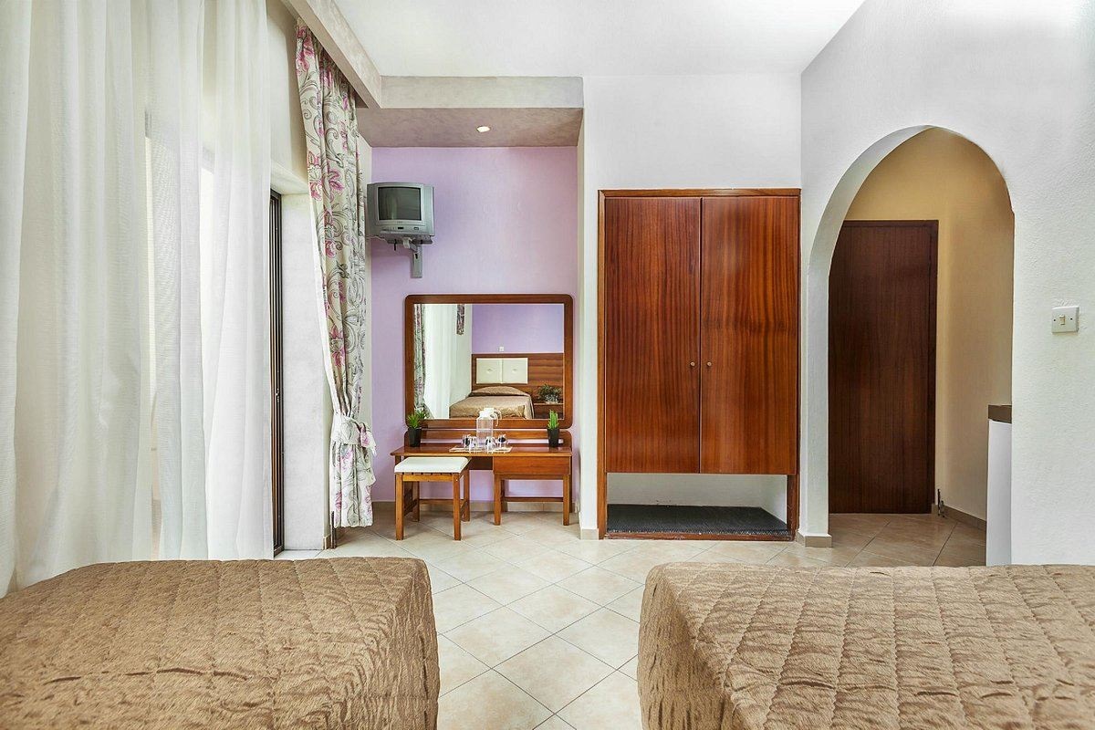 rooms-double-or-twin-room