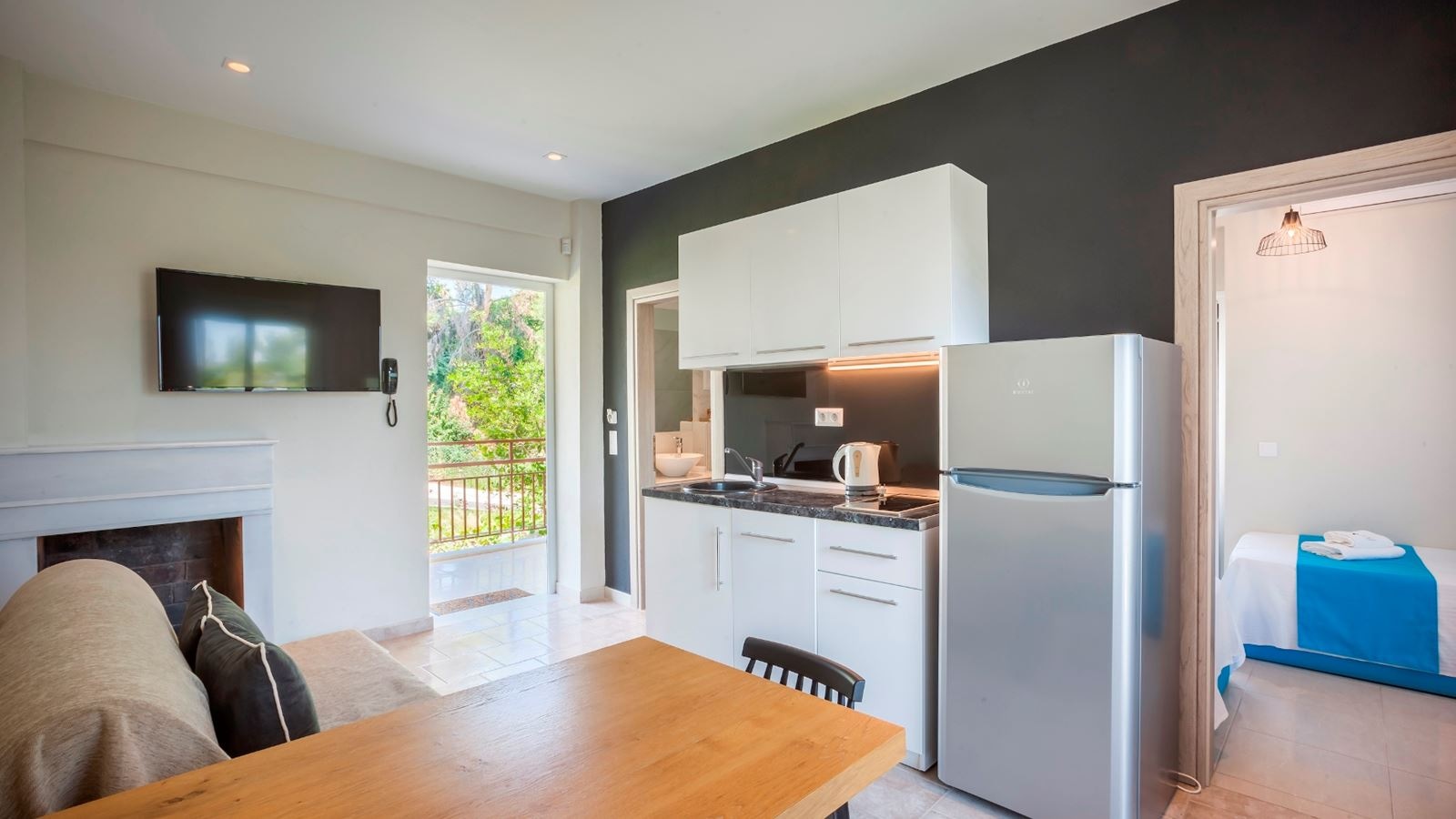 rooms-twobedroom-suite