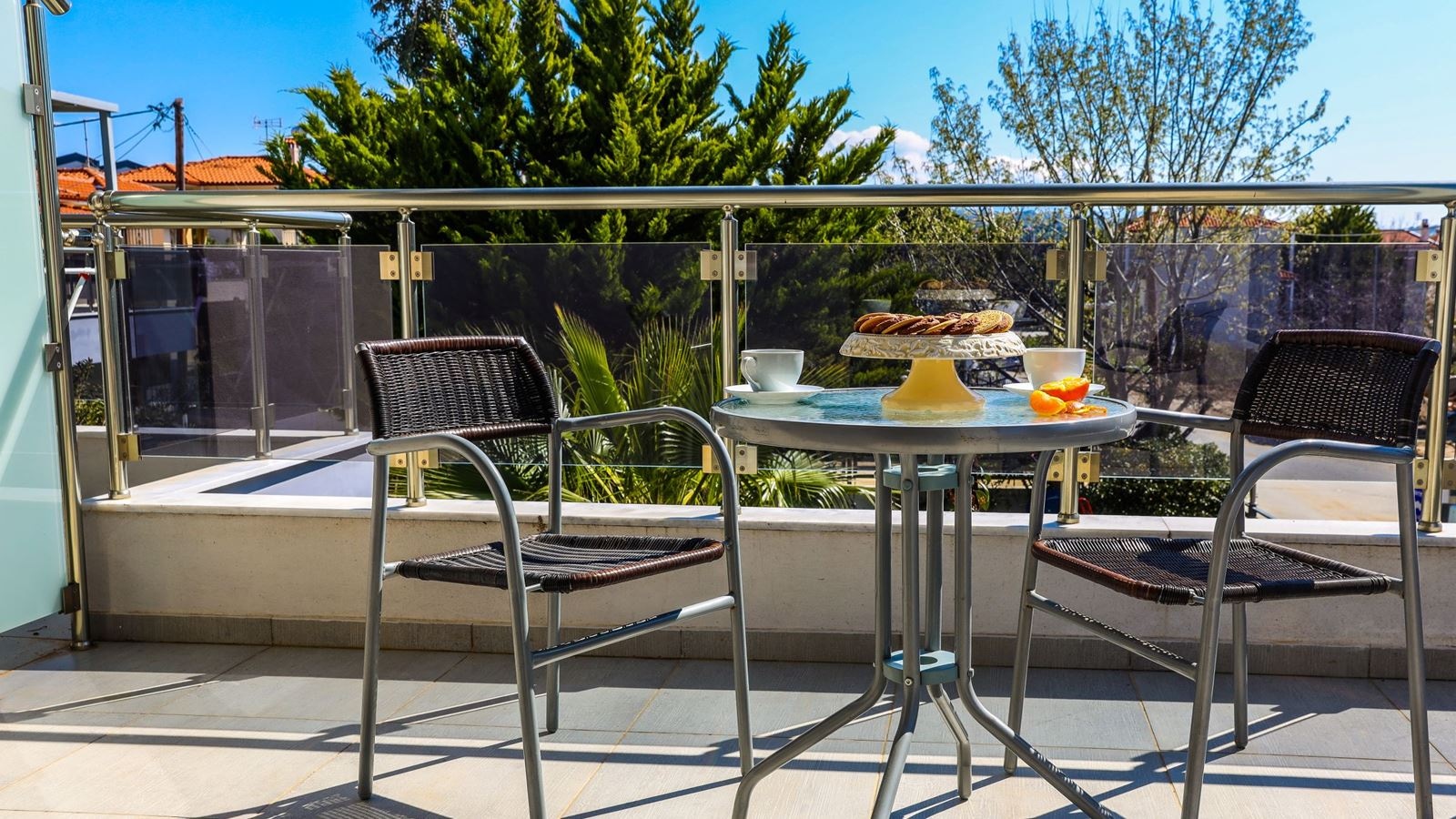 rooms-2levels-apartment