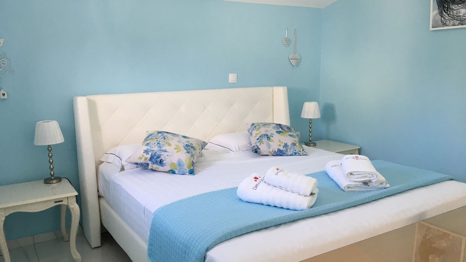 rooms-suite-split-level