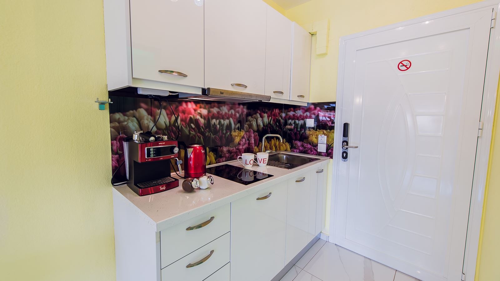 rooms-luxury-suite-split-level