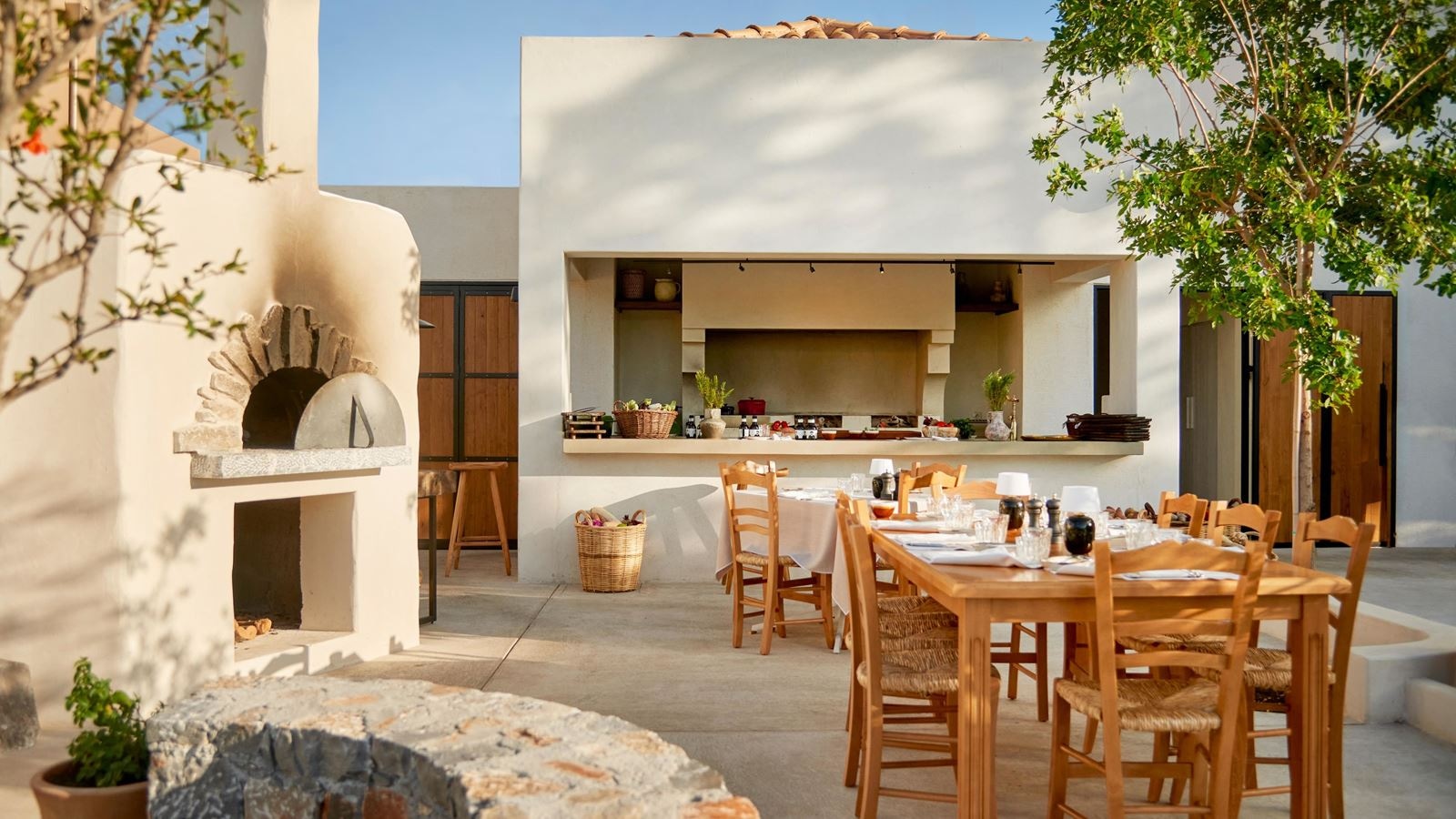 restaurants-rodies-traditional-cretan-restaurant