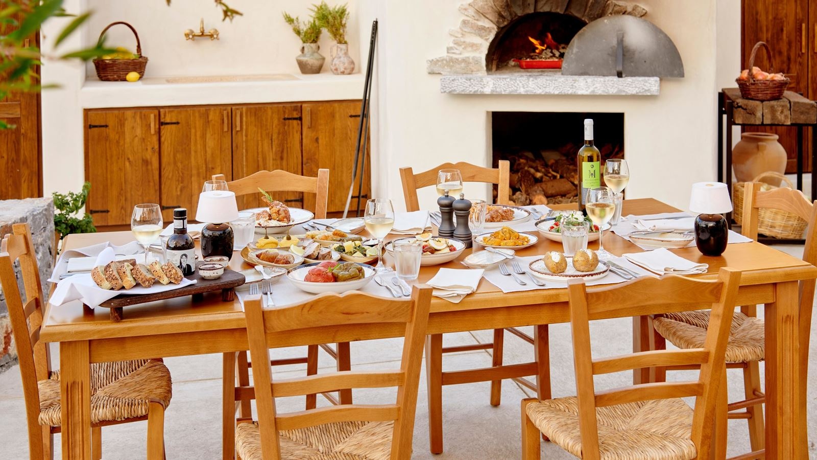 restaurants-rodies-traditional-cretan-restaurant