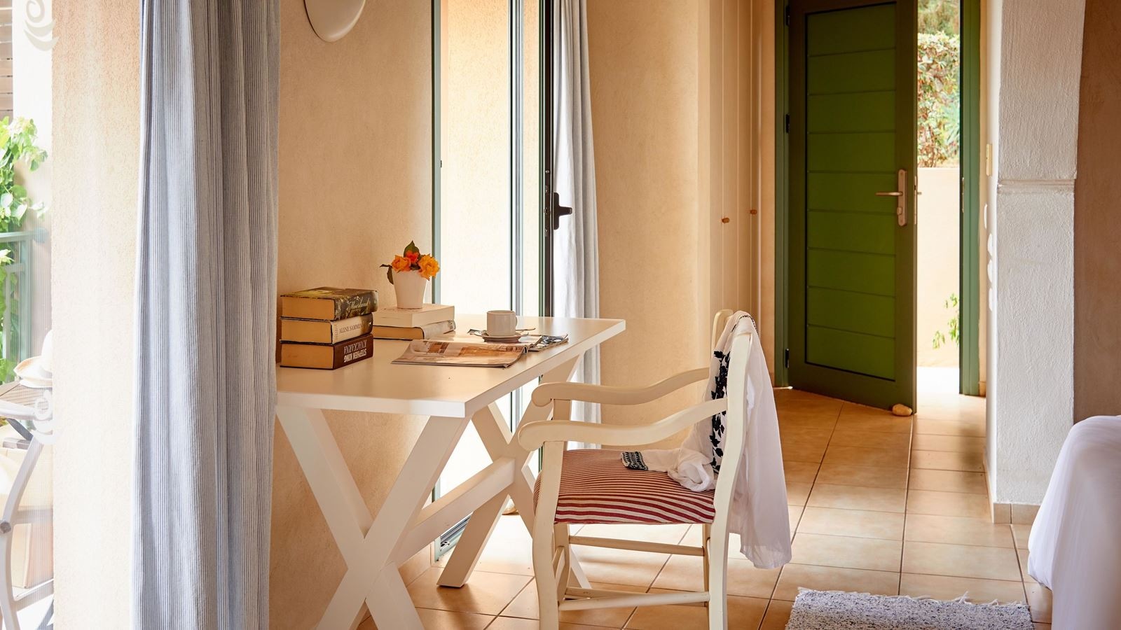 rooms-junior-suite-with-kitchenette