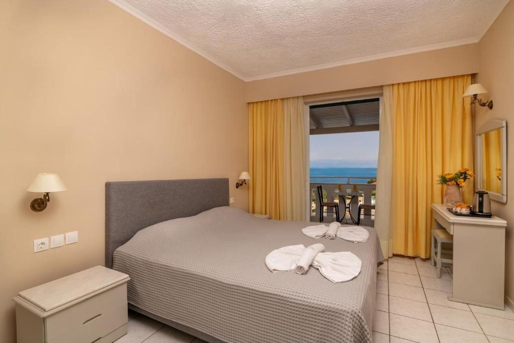 rooms-premium-double-room-sea-view