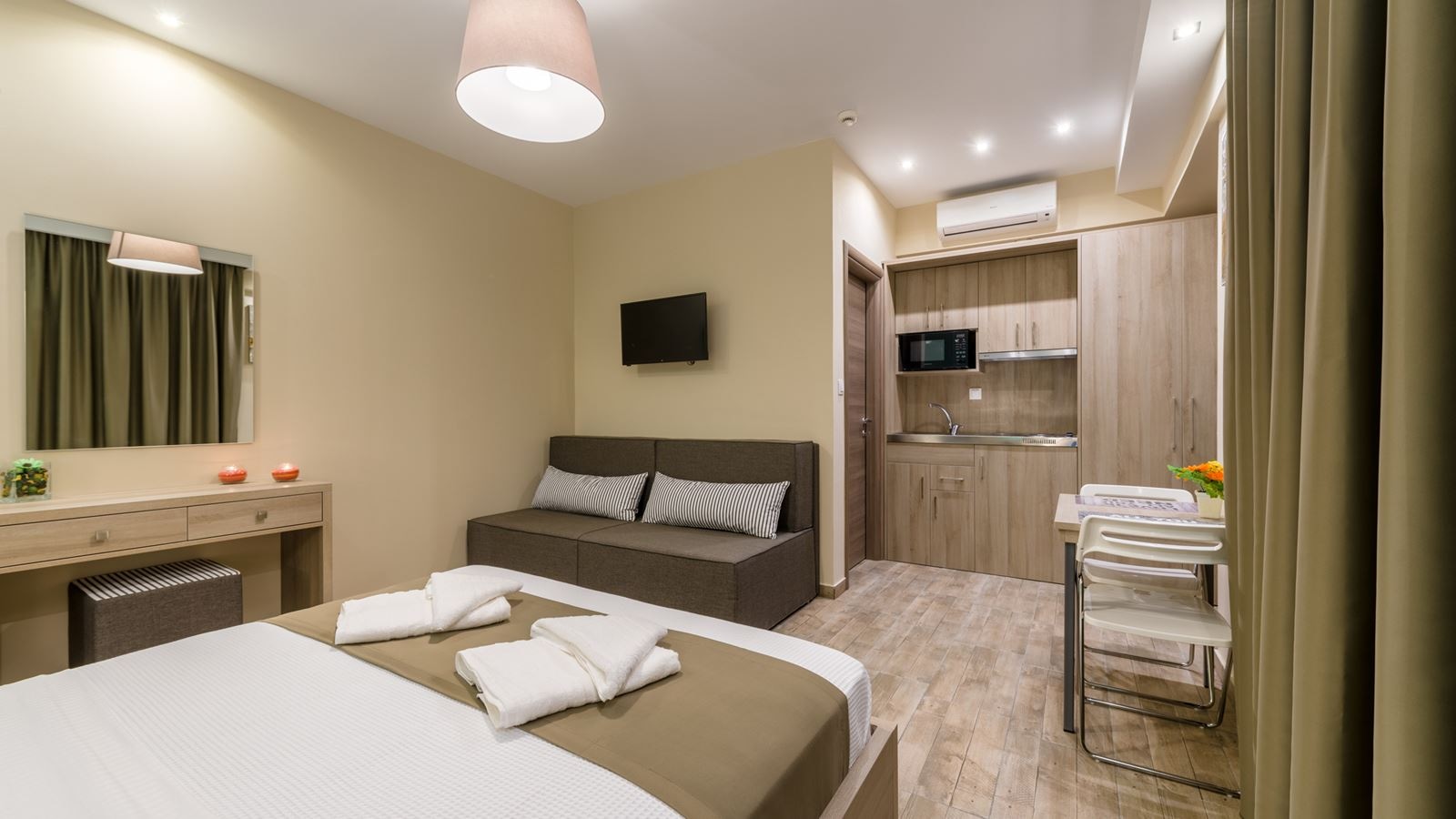 rooms-double-superior-room