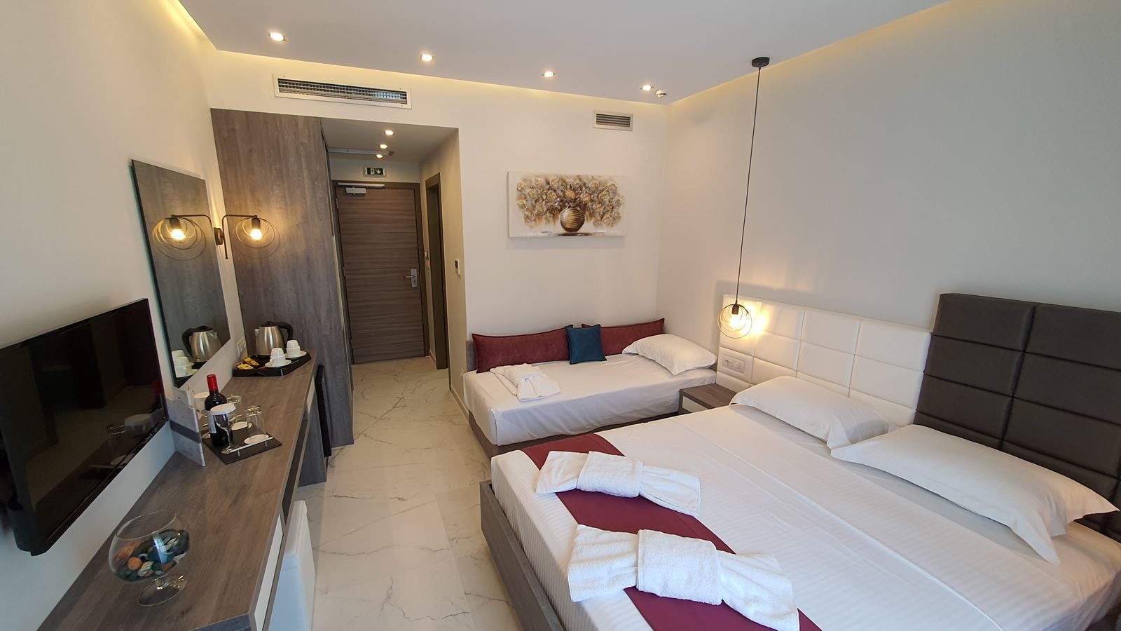 rooms-triple-standard-room