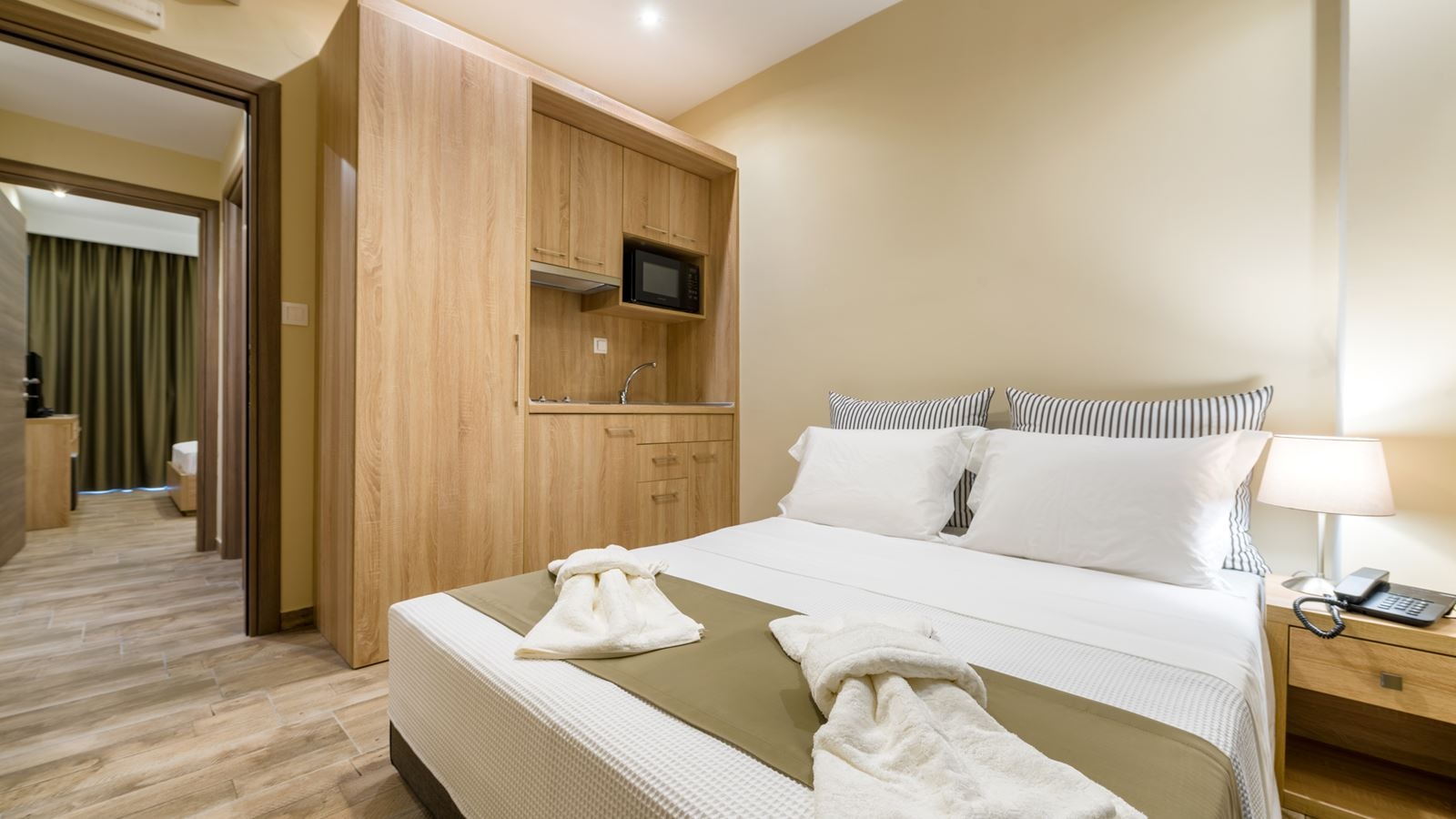 rooms-apartment-2-bedroom