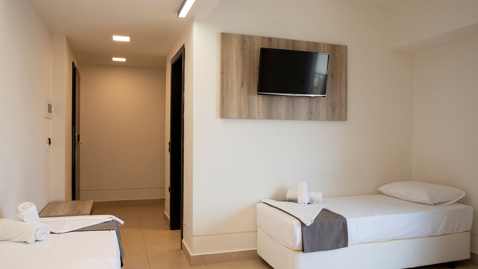 rooms-standard-triple-room