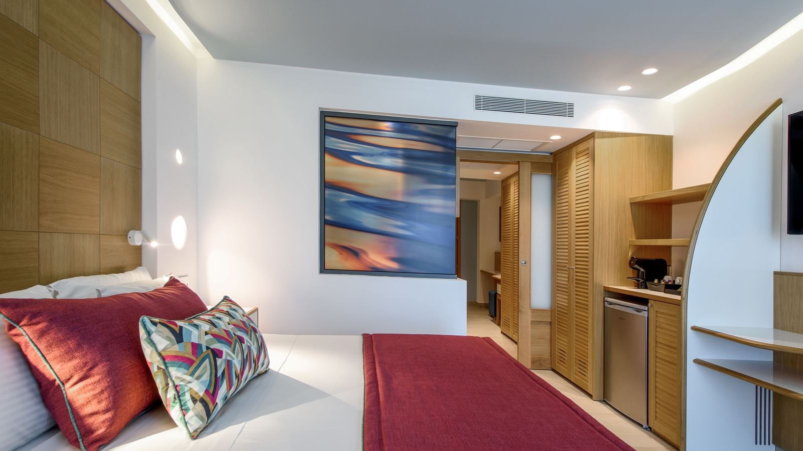 rooms-2-bedroom-family-with-individual-pool