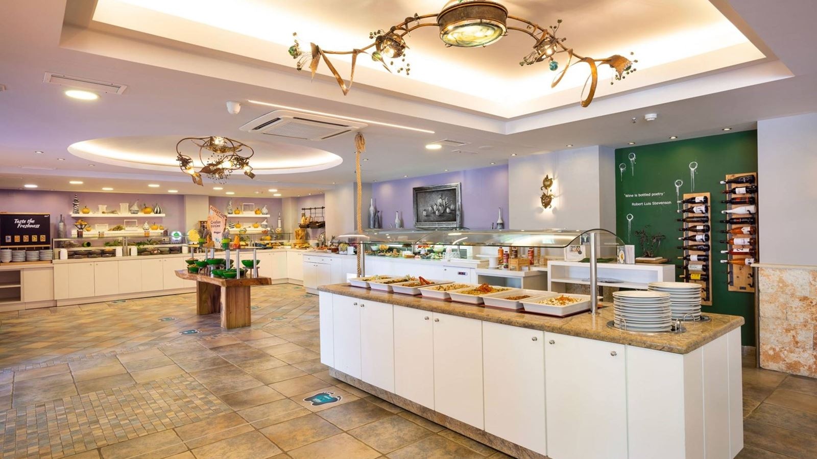 restaurants-main-building