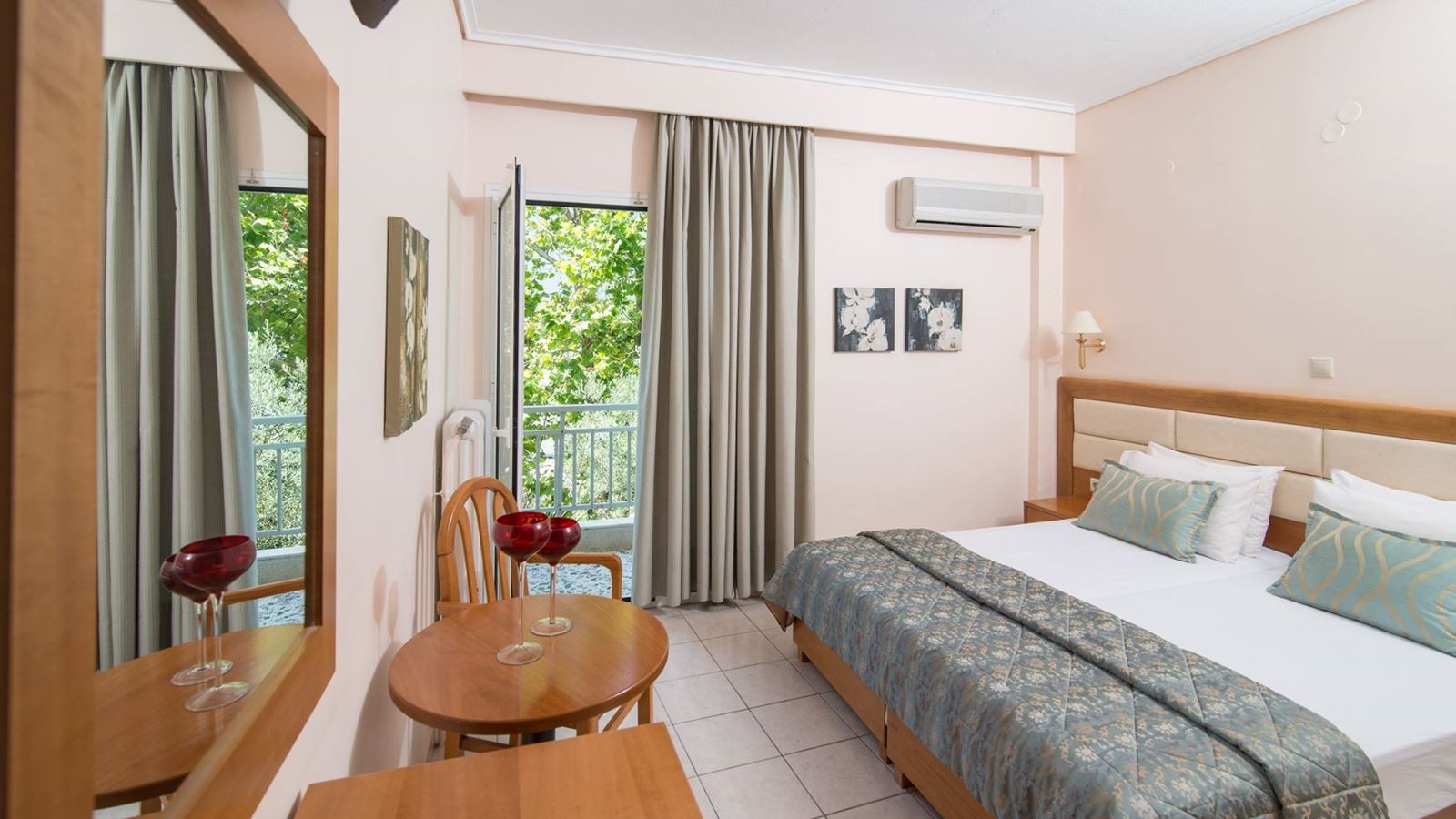 rooms-single-standard-room