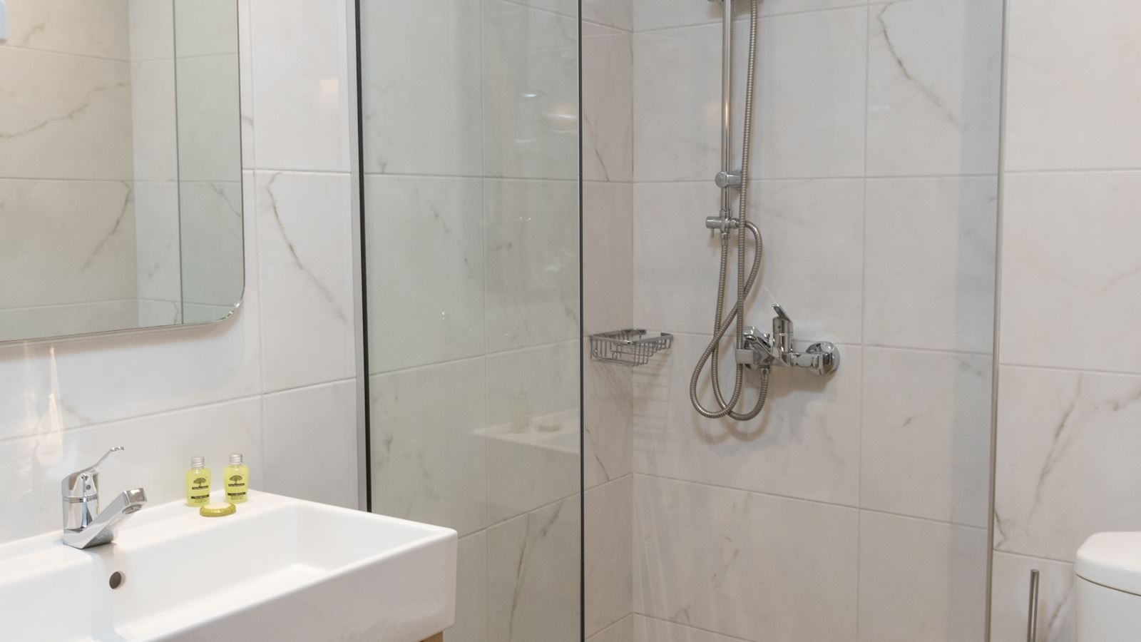 rooms-double-or-twin-premium-room