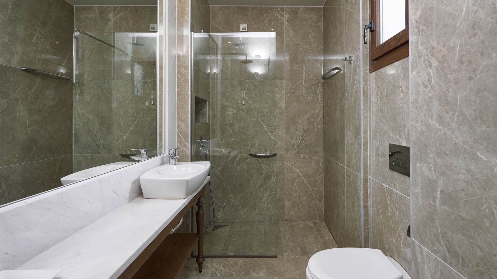 rooms-double-room-with-side-sea-view