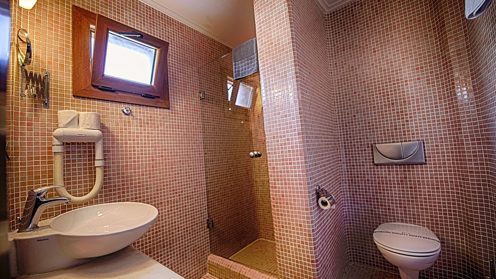 rooms-double-or-twin-room