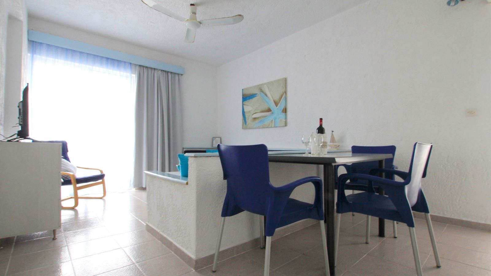 rooms-apartment-standard-balcony-or-terrace