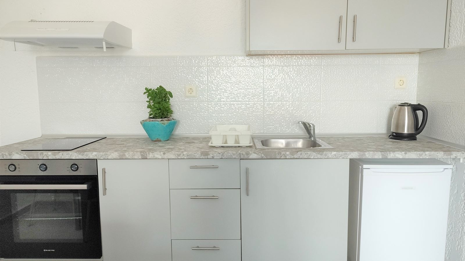 rooms-apartment-standard-balcony-or-terrace