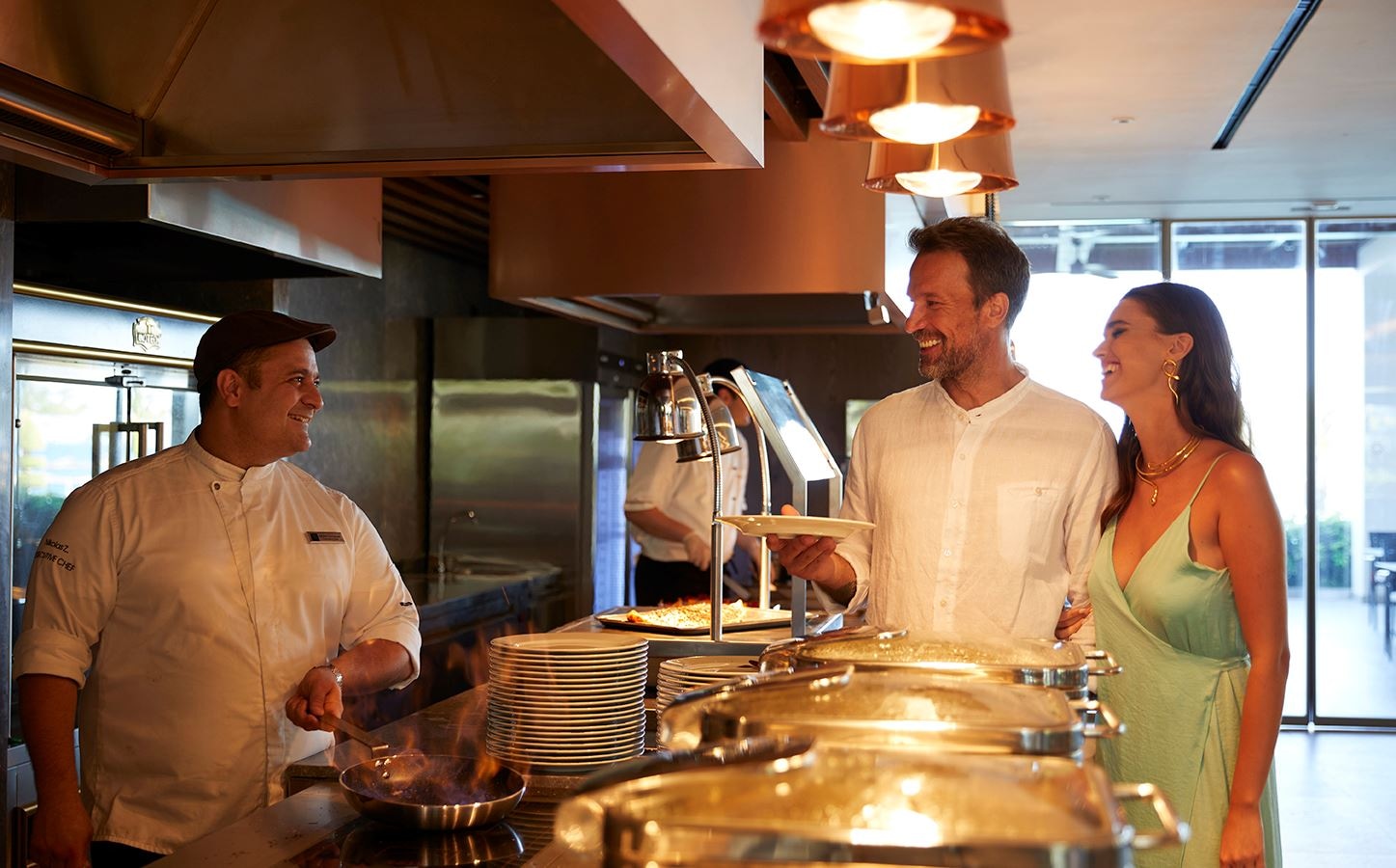 restaurants-vis-a-vis-main-buffet-restaurant