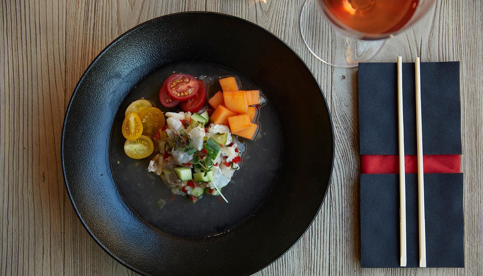 restaurants-vis-a-vis-main-buffet-restaurant