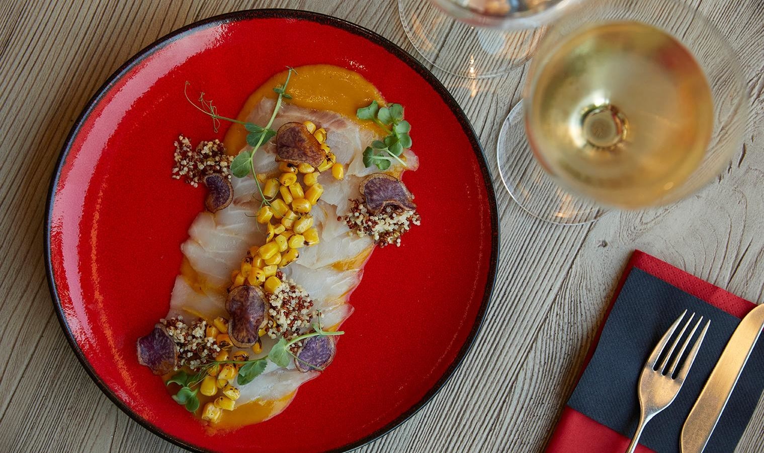 restaurants-vis-a-vis-main-buffet-restaurant