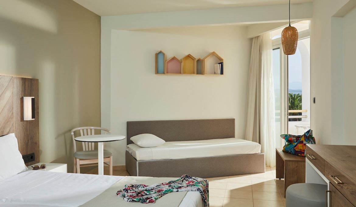 rooms-standard-double-room-balcony-or-terrace