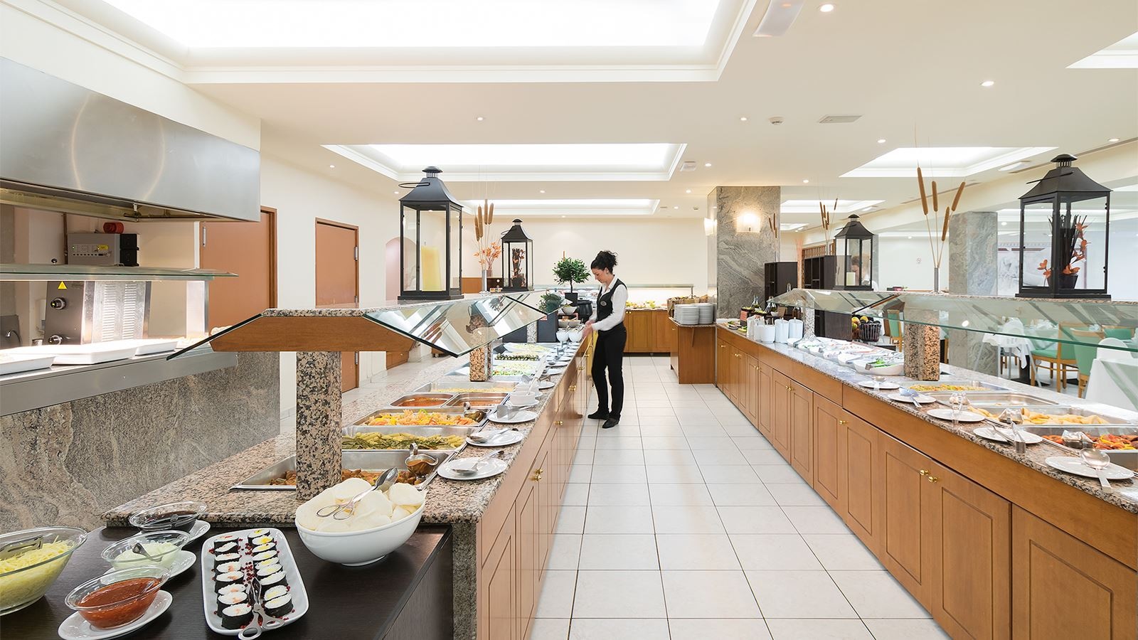 restaurants-artemis-main-restaurant