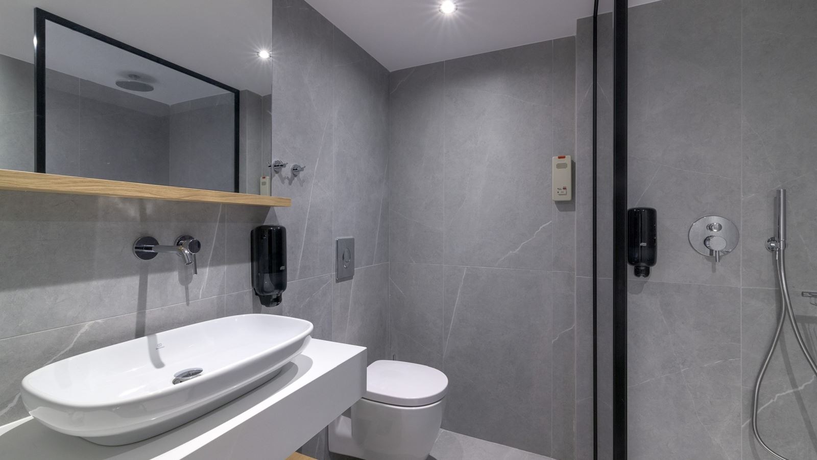 rooms-deluxe-guestroom-sea-view-limited