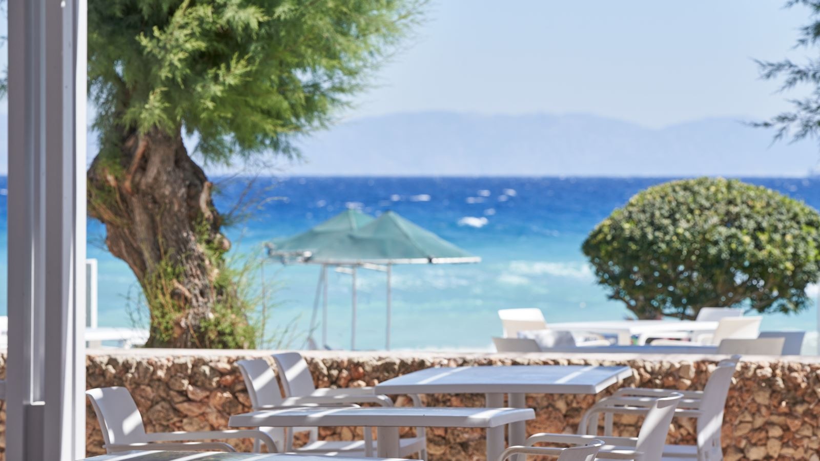 restaurants-pizza-and-gyros-corner