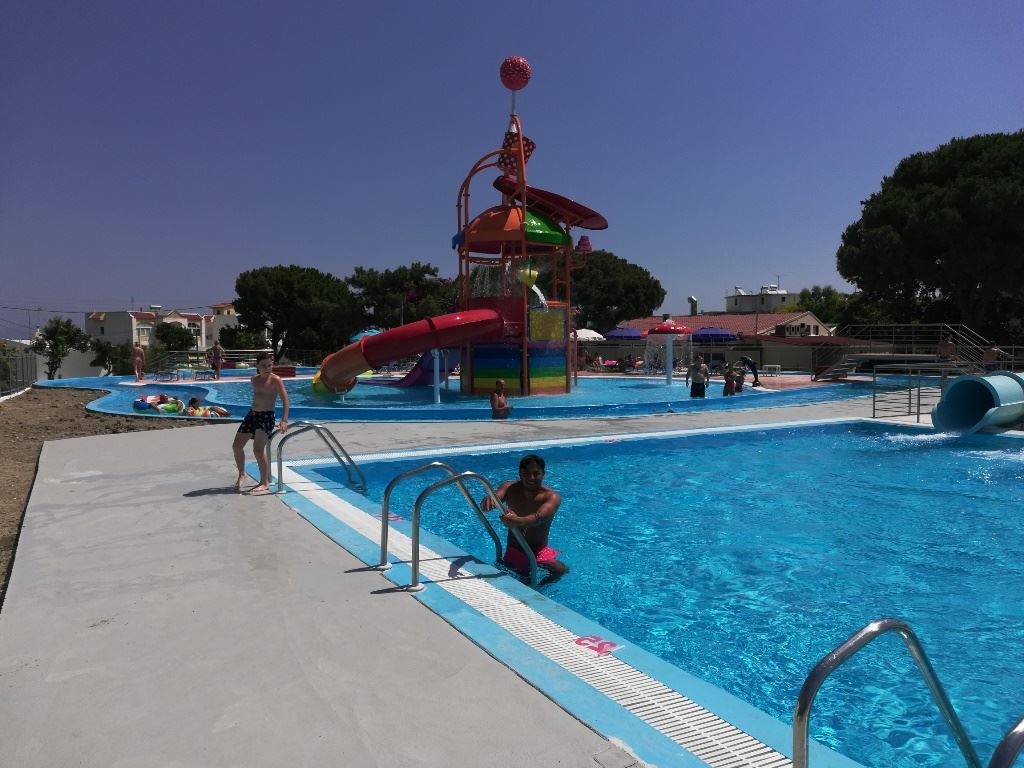 water-park-water-park