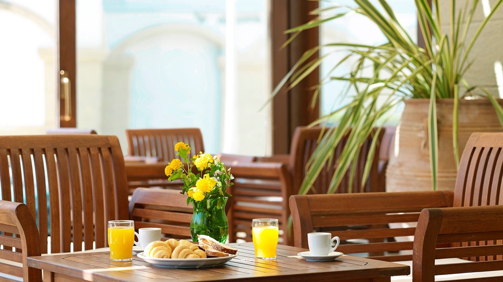 restaurants-tea-and-coffee-bar