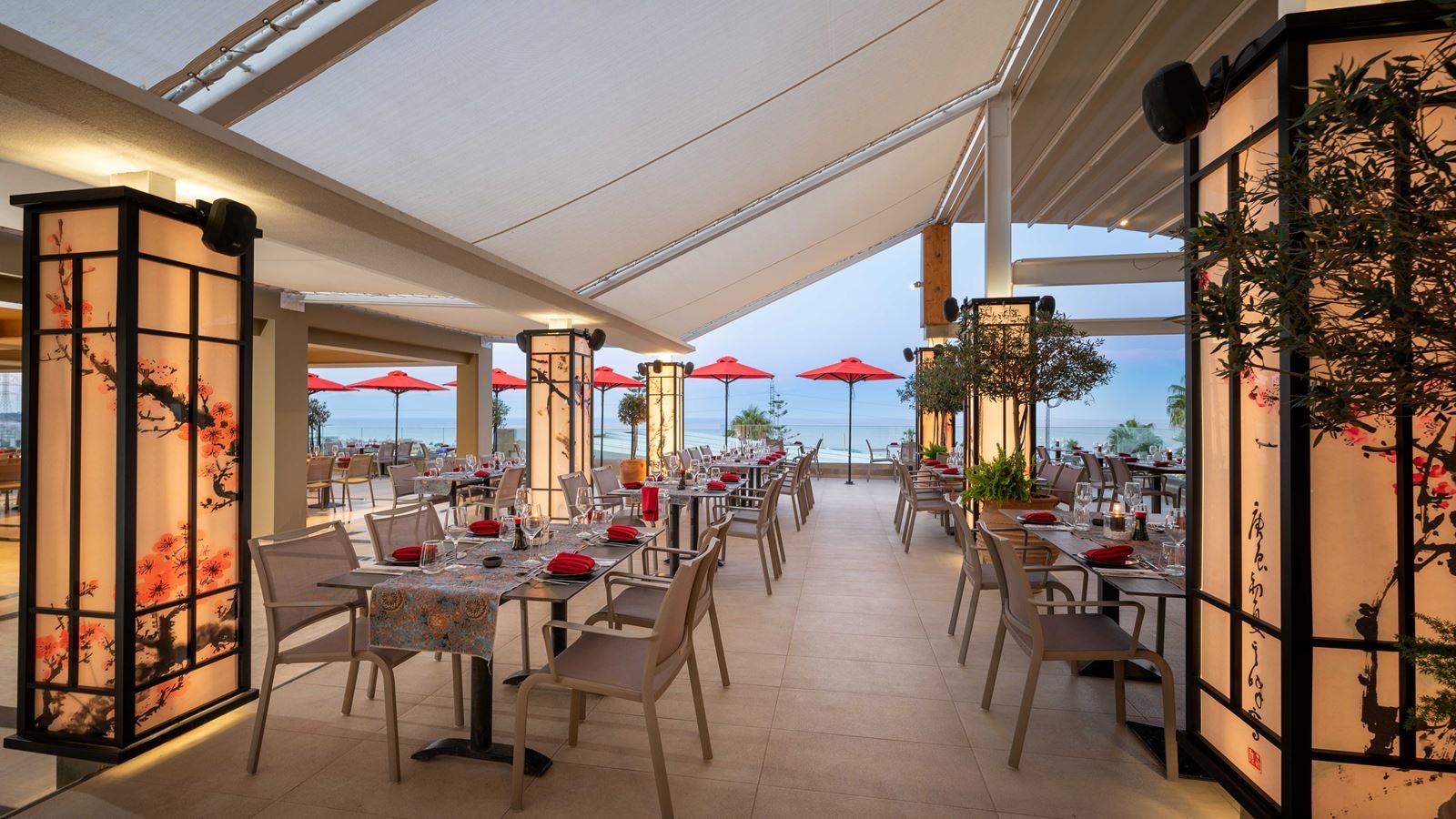 restaurants-imperial-sakura-savor