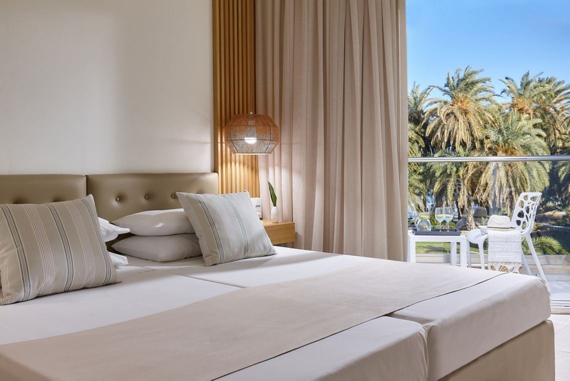 rooms-room-classic-singleuse-balcony