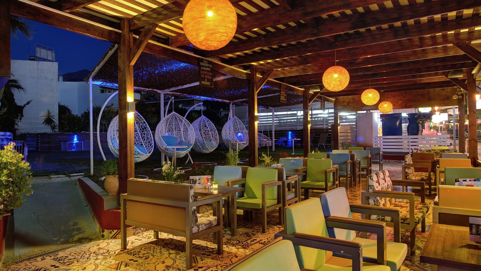 bars-ilios-1-pool-bar