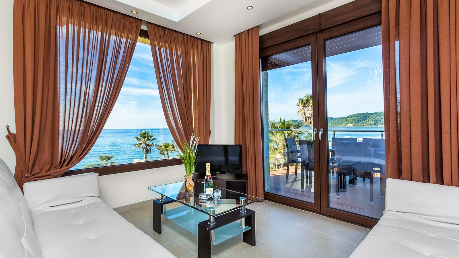 rooms-family-suite-2bedroom-sea-view
