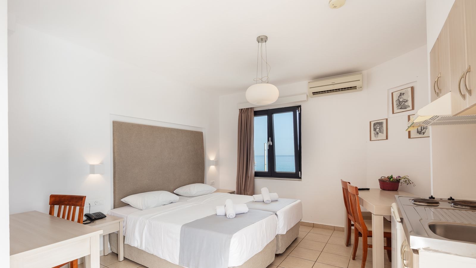 rooms-studio-standard-balcony-or-terrace