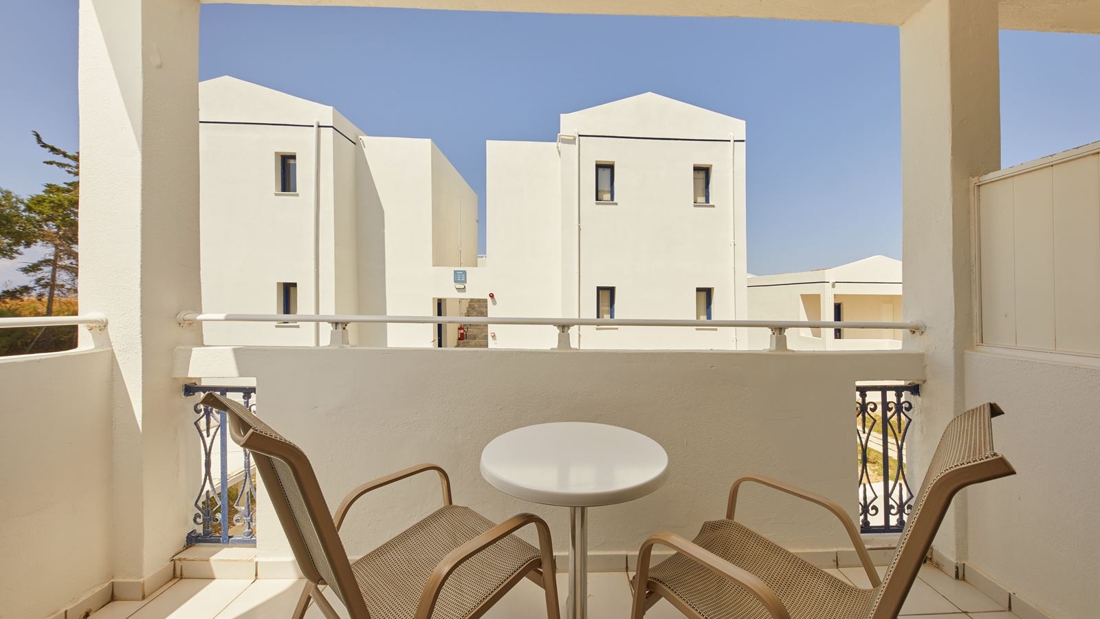 rooms-single-use-room-inland-view-balcony-or-terrace