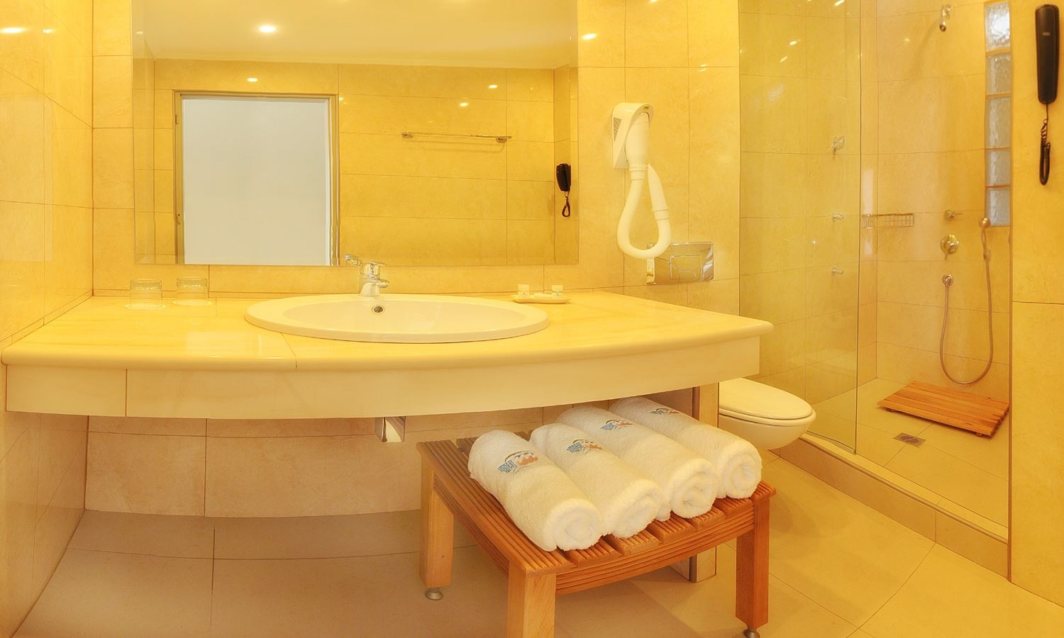 rooms-apartment-family-gv