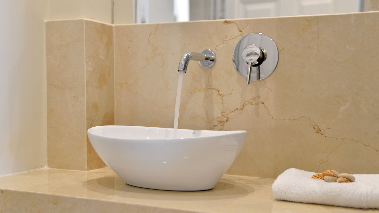 rooms-superior-room-balcony-or-terrace