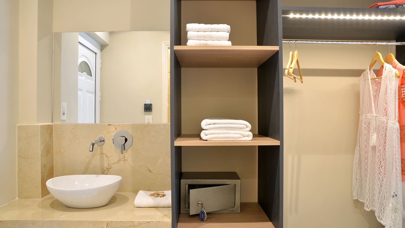 rooms-superior-room-balcony-or-terrace