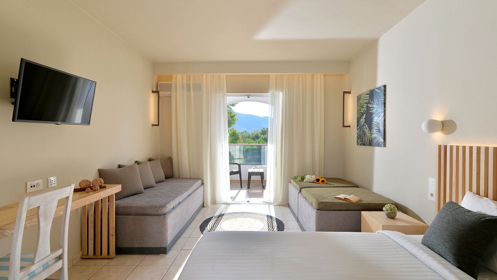 rooms-superior-room-side-sea-view-balcony-or-terrace