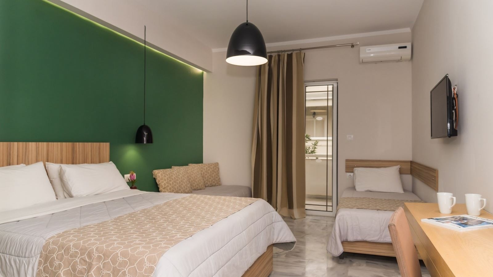 rooms-family-room-balcony-or-terrace