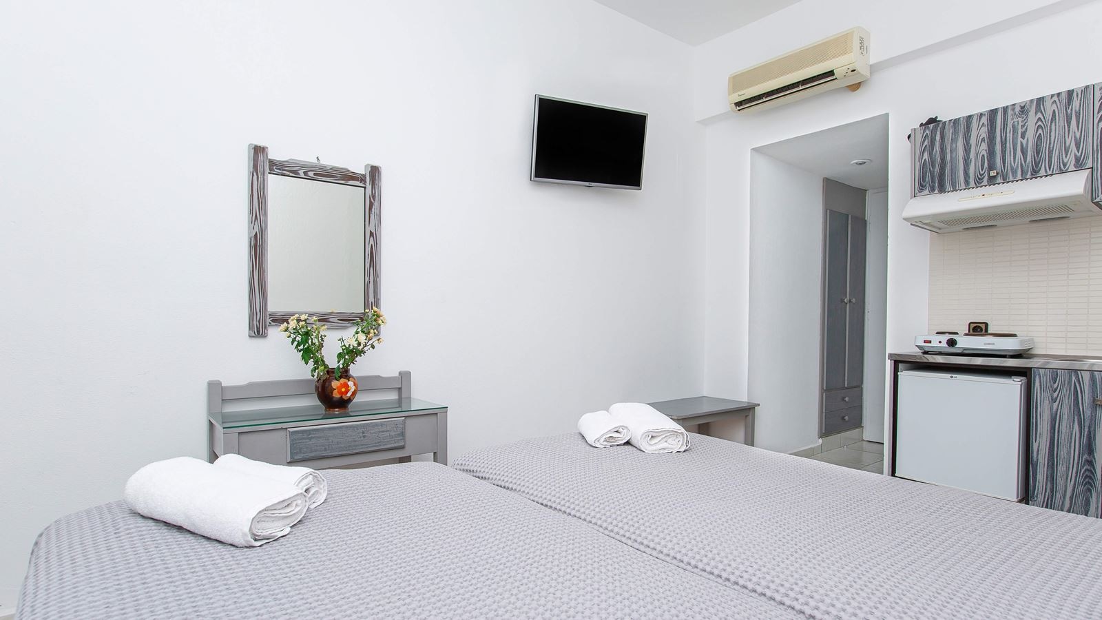 rooms-double-standard-studio