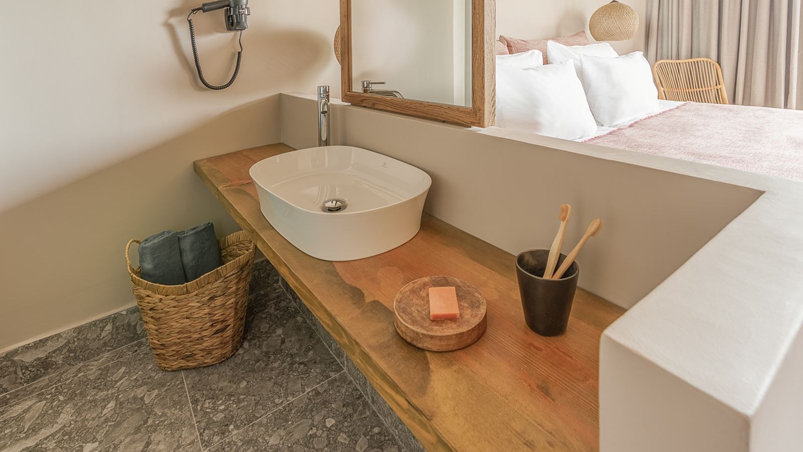 rooms-double-room-inland-view