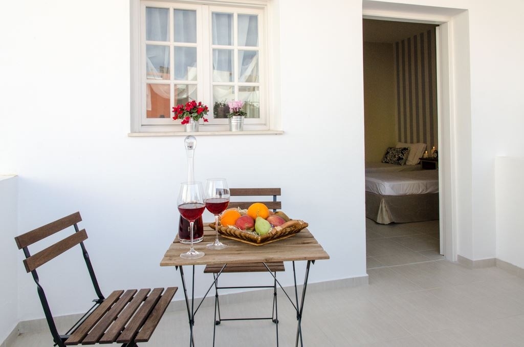 rooms-studio-superior-twindouble-balcony-or-terrace